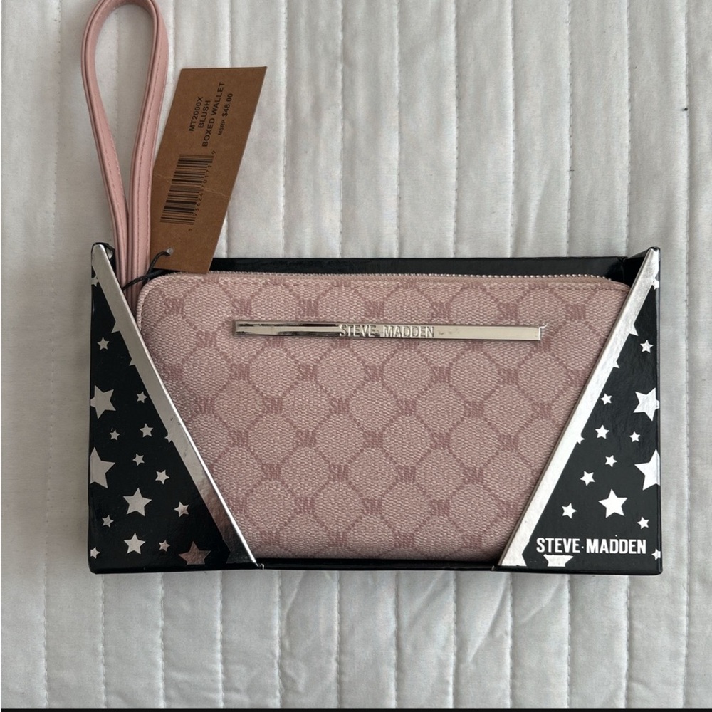 Steve Madden Blush Pink Wristlet Clutch